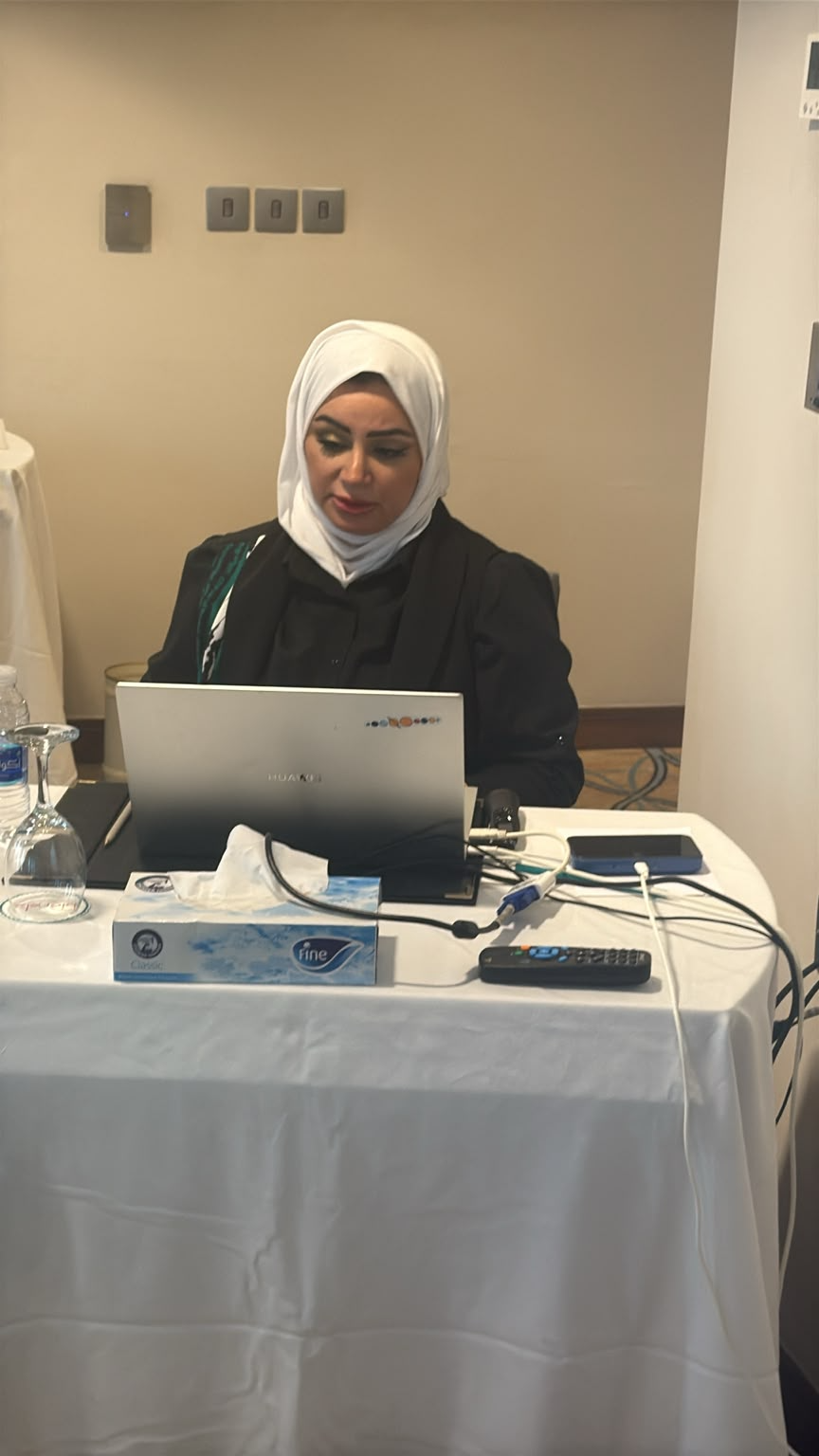 لحظة من قاعة التدريب
